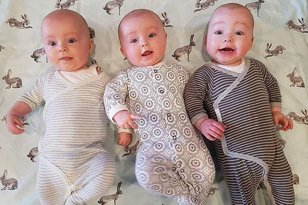 how to get my 16 month old to walk