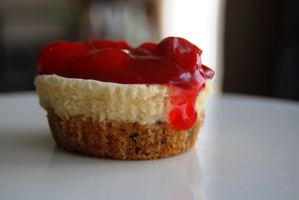 Teacup-Baked Cheesecakes