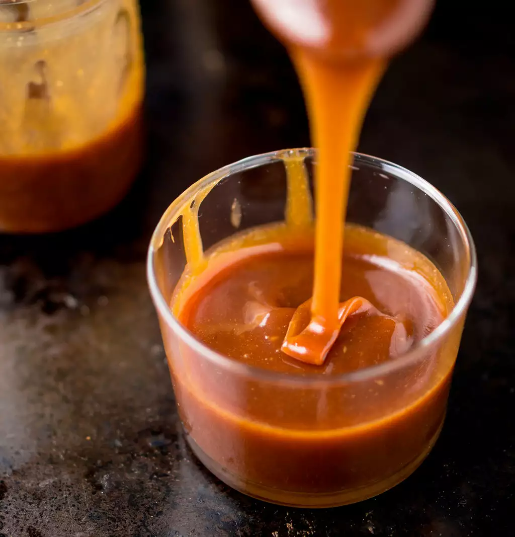How to Make Caramel in the Microwave