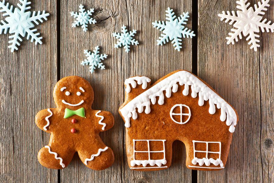 10 Gingerbread House Kits – Because Baking it Yourself is Overrated