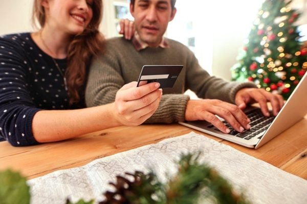 The Pros and Cons of Online Shopping for Christmas