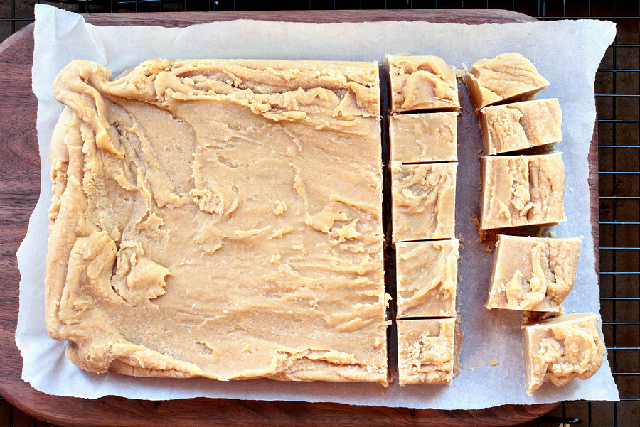 How to Make a Basic Vanilla Fudge | Stay at Home Mum
