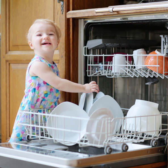 5 Frugal Toddler Activities | Stay At Home Mum