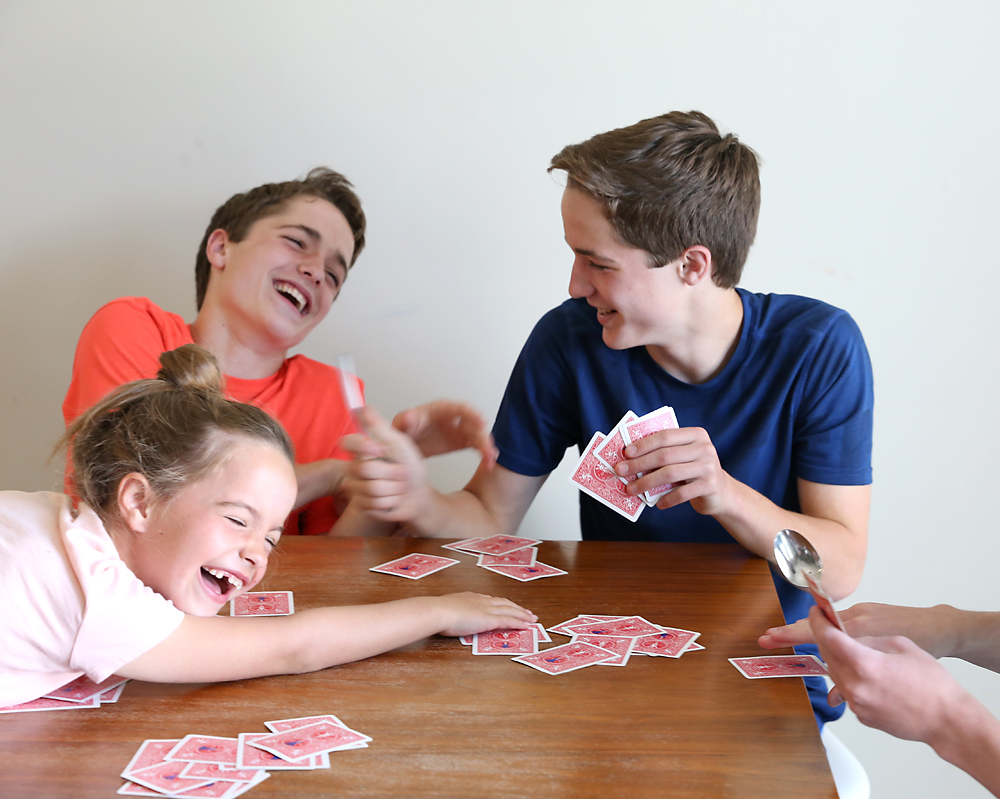 how to play spoons card game | Stay at Home Mum.com.au