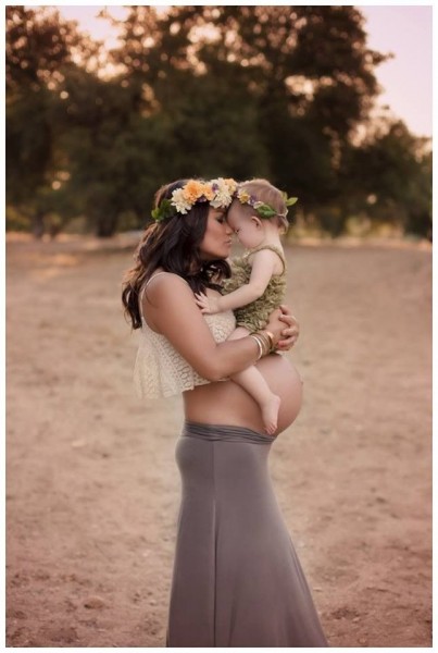 Pregnancy Photo Shoot Inspirations | Stay at Home Mum