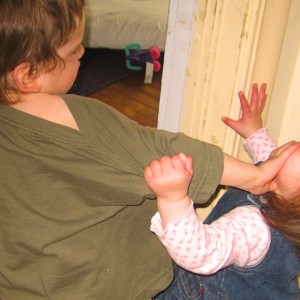 These Brothers and Sisters Show What Sibling Rivalry is Really Like