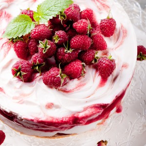 Lazy Mum’s Raw Raspberry Cheesecake