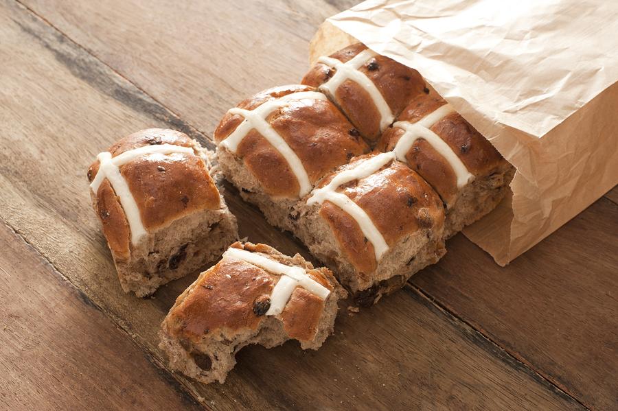 20 Amazing Facts About Hot Cross Buns To Read While You Enjoy One This Easter | Stay at Home