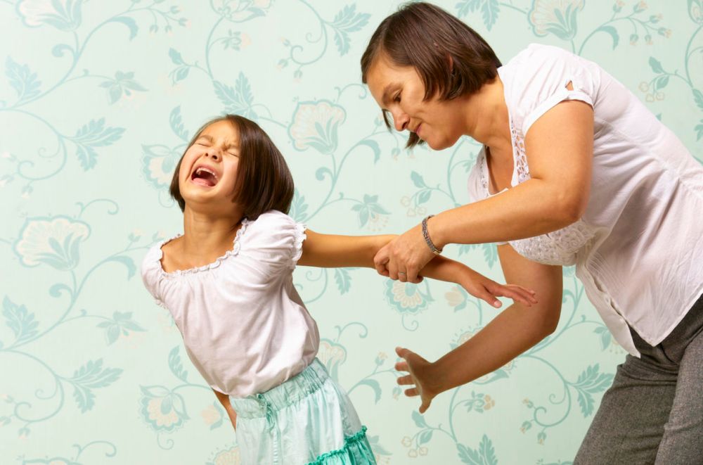 Should Parents Smack Their Kids?