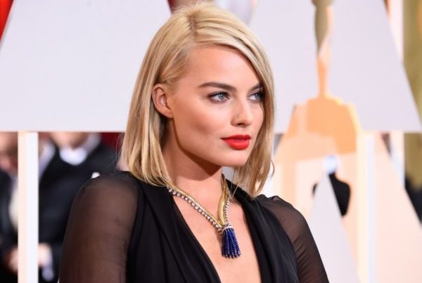 10 Reasons Why Margot Robbie Is Always An It Girl