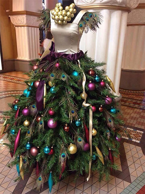 10-Home-made-Christmas-Tree-Costume-Ideas-For-Girls-Kids-2014-9
