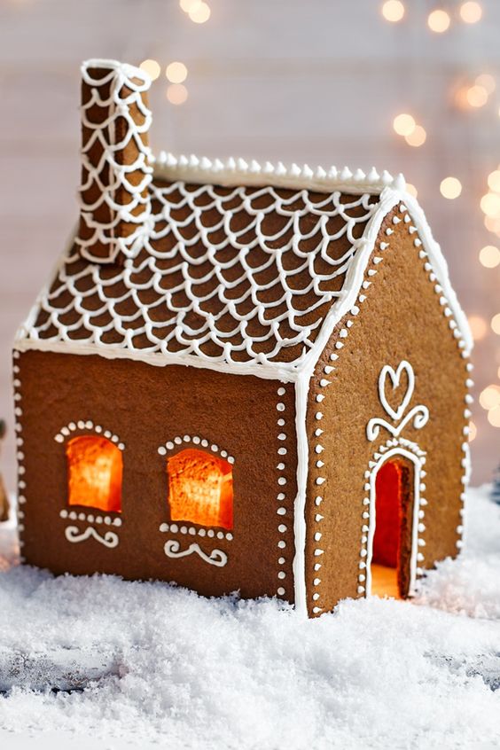 15 Incredible Gingerbread Houses That I'm Never Going to Make | Stay At Home Mum