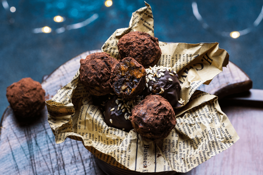 Christmas Fruit Mince Truffles | Stay At Home Mum