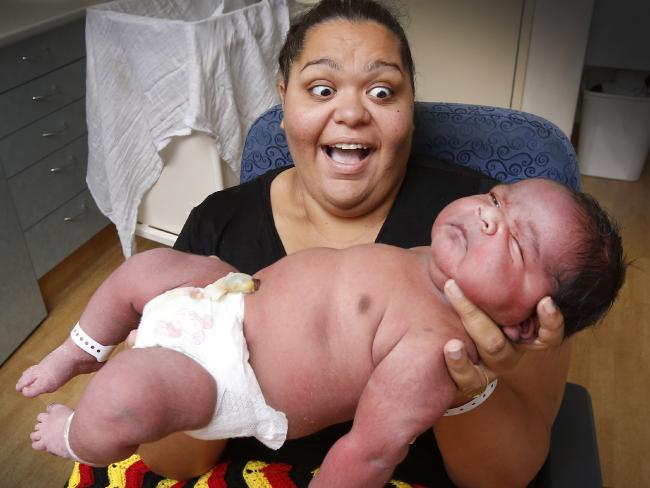 Mum Gives Birth to Possible Biggest Newborn in Victoria Weighing More than 6 Kgs. | Stay at Home Mum