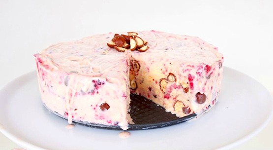 raspberry and malteser icecream 1 | Stay at Home Mum.com.au