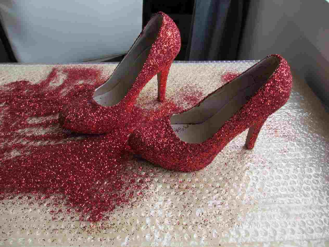Glitter Heels glitter heels debbs bjukurhdebbsbjukucom how to do add a bottom heel any shoe youtuberhyoutubecom diy Diy | Stay at Home Mum.com.au