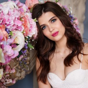 30 Best Online Stores to Buy Wedding Dresses