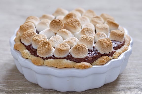 Gooey S'mores Pie | Stay At Home Mum