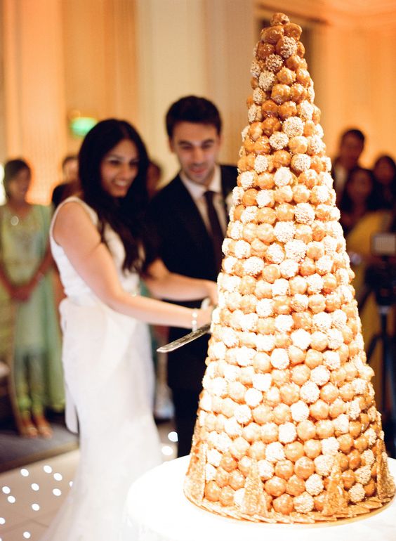 17 Non-Traditional Wedding Cake Ideas | Stay At Home Mum