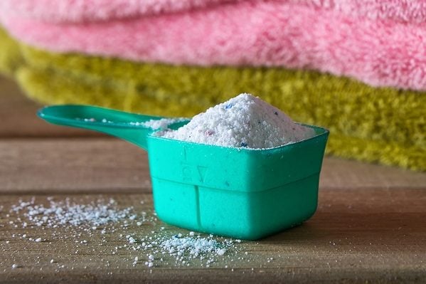 10 Homemade Cleaning Products You Will Never Have to Buy Again