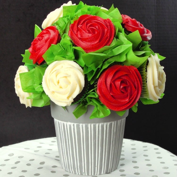 How To Make A Cupcake Flower Bouquet | Stay At Home Mum