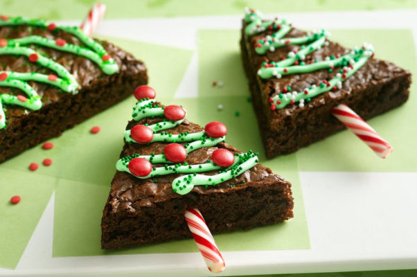 34 Food Gifts for Christmas You Can Make or Bake at Home
