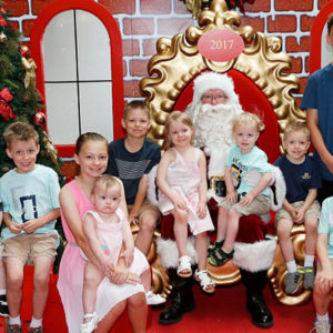 Mum-Of-Ten Reveals How Much It Costs To Celebrate Christmas