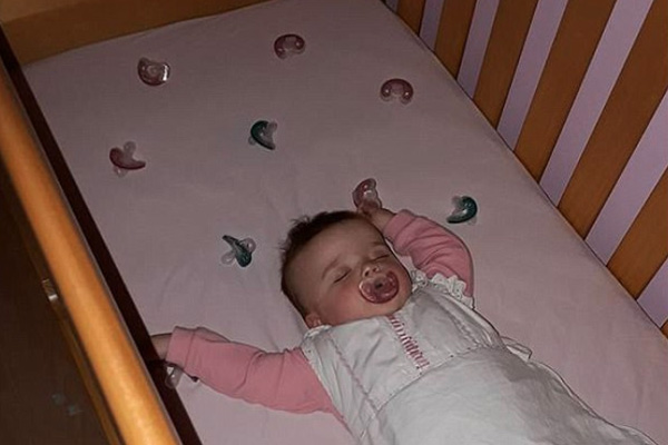 Mum’s Trick To Get Her Baby To Sleep Through The Night Is Pure Genius!