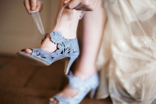 20 Vintage-Style Bridal Shoes For Your Retro-Inspired Wedding