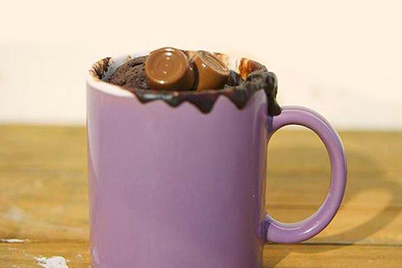 Rolo Chocolate Bar Cake In A Mug | Stay At Home Mum