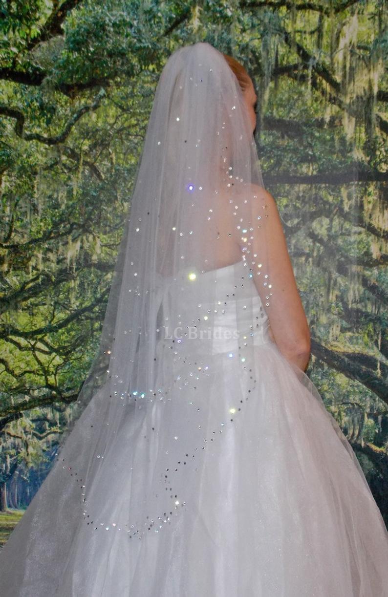 Handmade 2T Ivory Bridal Elbow Crystal Teardrop Beaded Scalloped Wedding Veil 