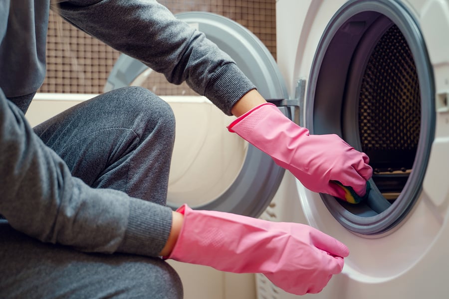 How To Clean Your Washing Machine in 2023 (‘Cause They Get Really Gross!)