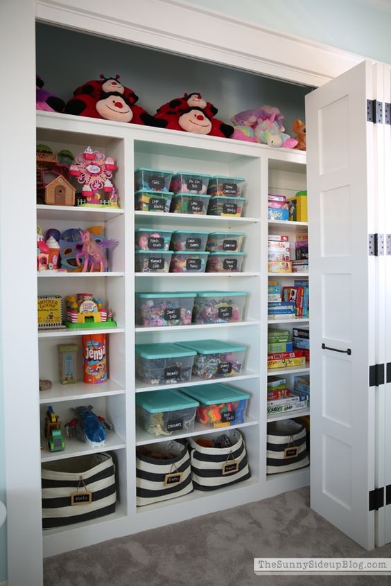 Extremely Organised Toy Closets To Loathe