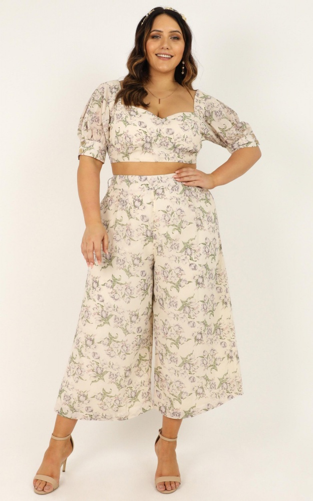 rogreatness two piece set in cream floral | Stay at Home Mum.com.au