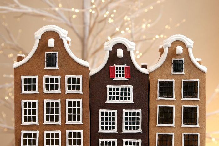 65+ Incredible Gingerbread Houses That I’m Never Going to Make