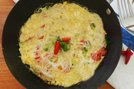 Pork Thai omelette | Stay at Home Mum.com.au