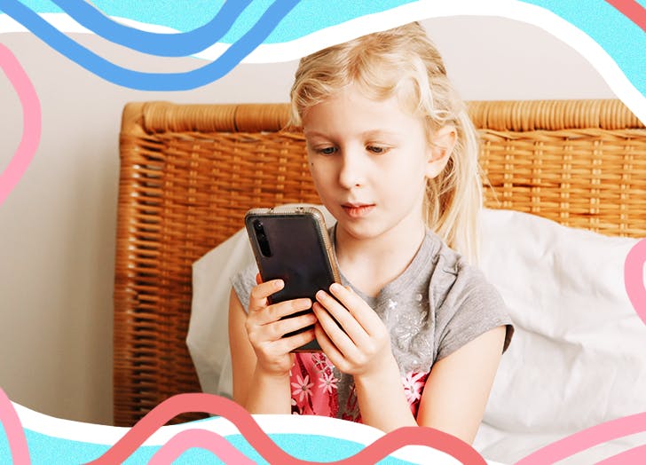 5 Signs Your Child’s Social Media Habit has Turned Toxic (& What You Can Do About It, According to Experts)