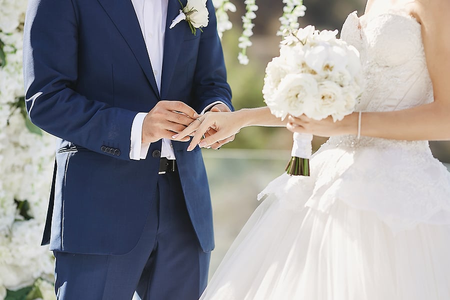 100+ Brilliant Ways to Save Money On Your Wedding