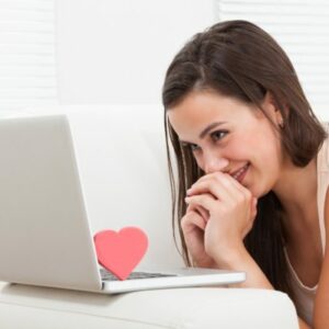How to Write a Dating Profile To Attract Mr (or Ms) Right