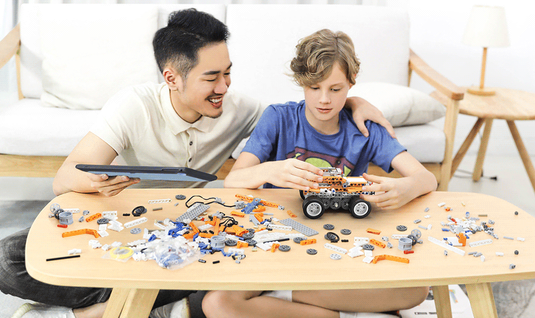 Building Block Robot | Stay At Home Mum