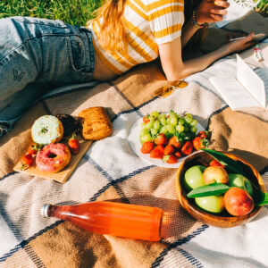 7 Adorable Picnic Blankets For Your 2021 Outdoor Adventures