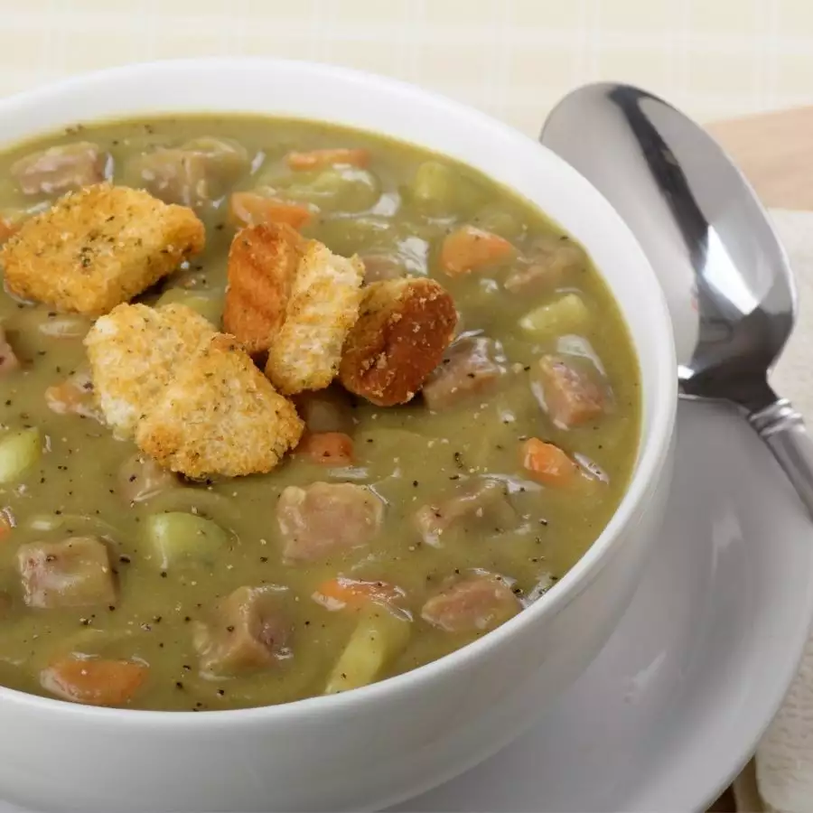 Slow Cooker Pea and Ham Soup
