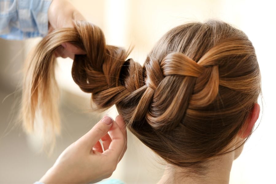 15 Hairstyles for High School Girls - Stay at Home Mum