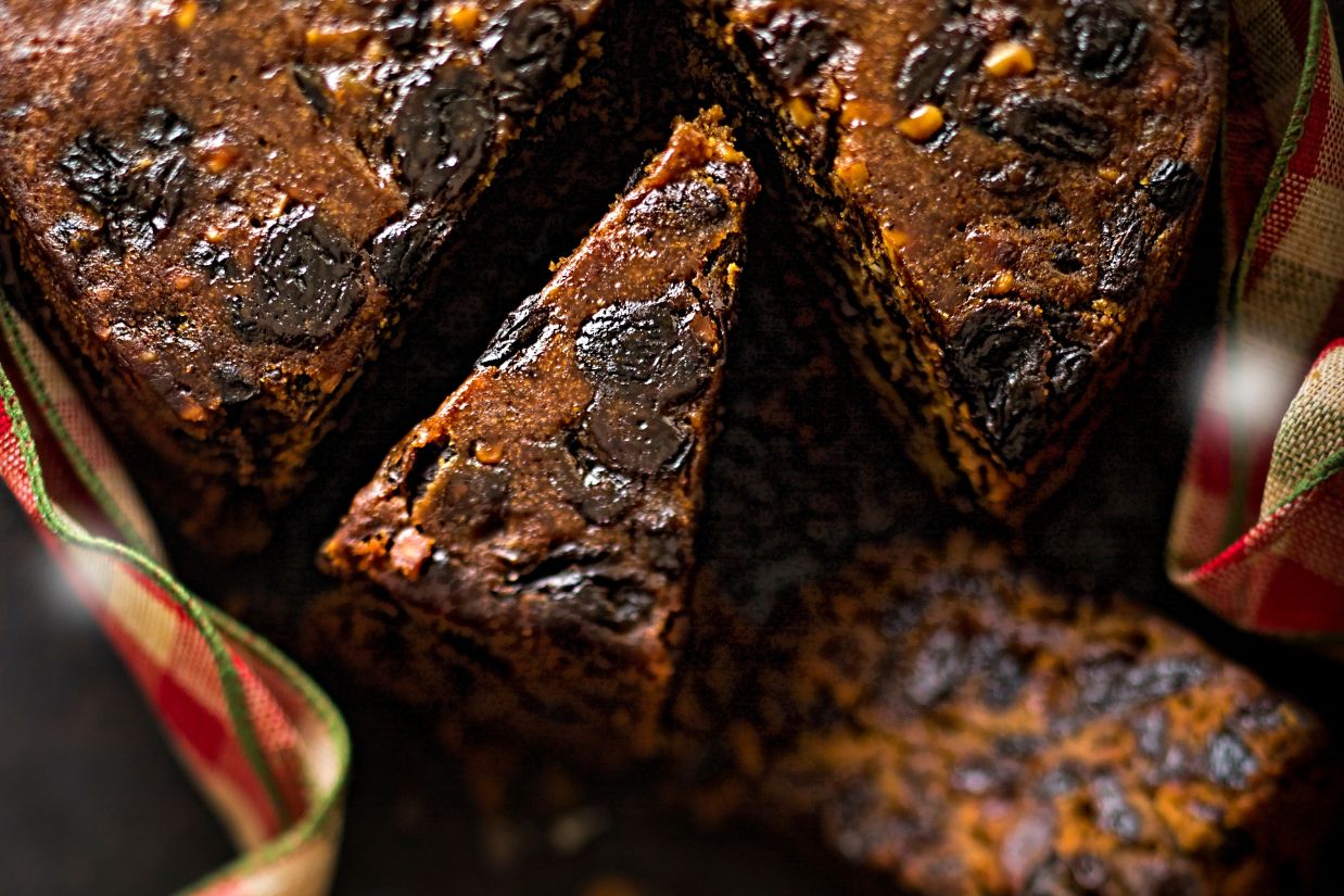 Easy Beer-Boiled Tropical Fruitcake – Stay at Home Mum