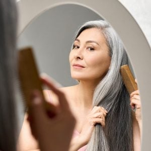 More Women Choose to Go Grey Gracefully – Best Beyond 40