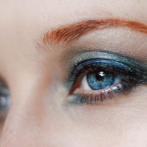 5 Eye-Catching Ways to Wear Coloured Eyeliner