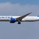 US Passenger Tries to Stab Flight Attendant with Broken Metal Spoon, Open Emergency Door I Stay at Home Mum