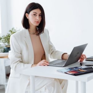 6 Wardrobe Essentials for Every Working Woman